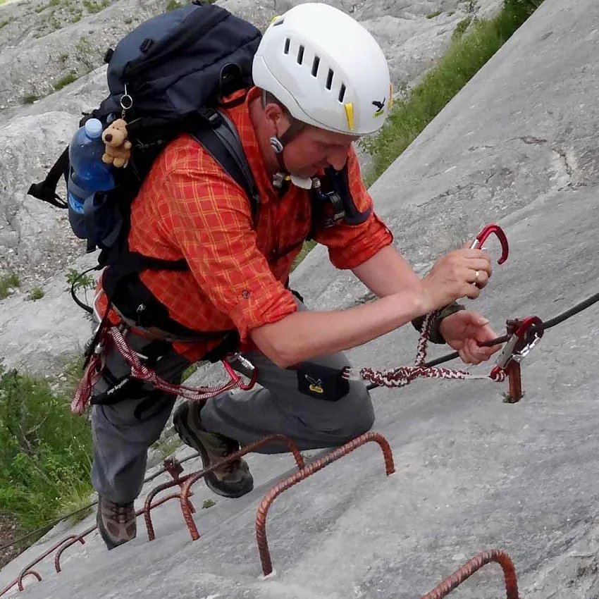 via-ferrata-ceguevara-2q